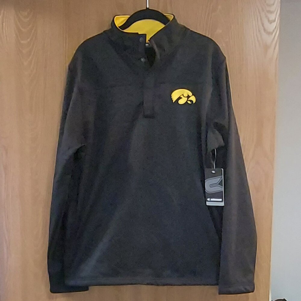 Iowa Hawkeyes Quarter Snap by Colosseum